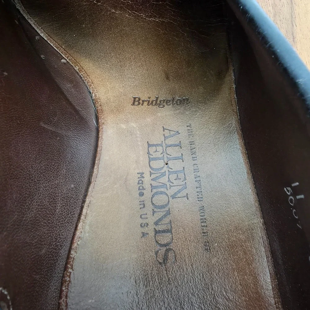 Allen Edmonds Bridgeton Loafers Mens 11 C Black Leather Brogue Kiltie Tassel USA
